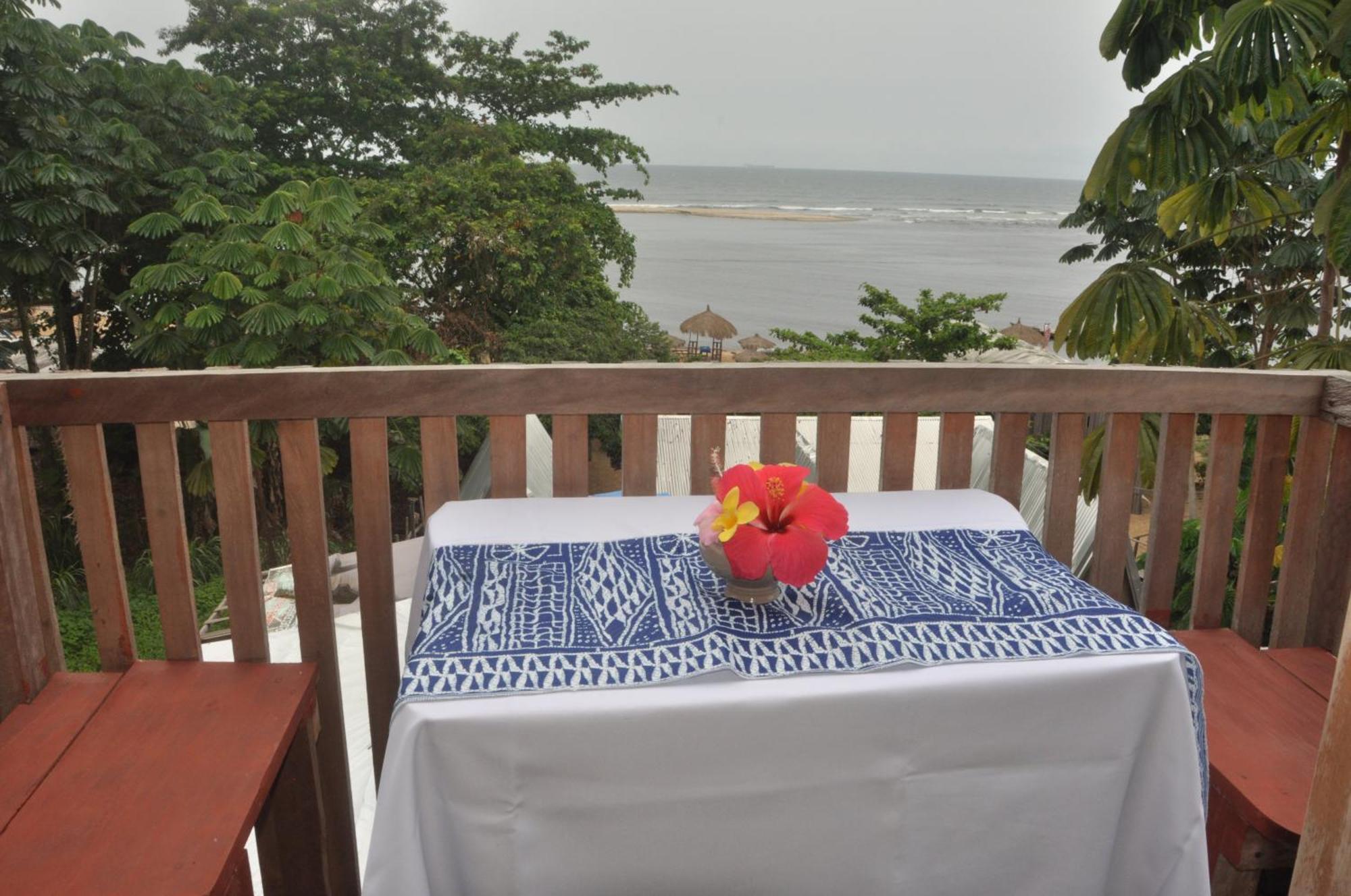 Kribi-Lodge Exterior photo